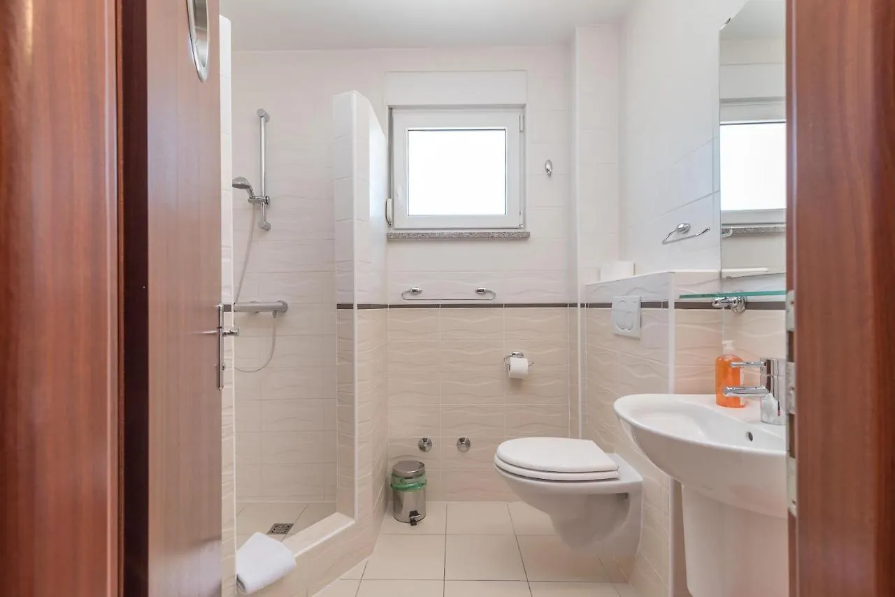Porto Samaria Holiday Apartments 0*, Trogir Croatia