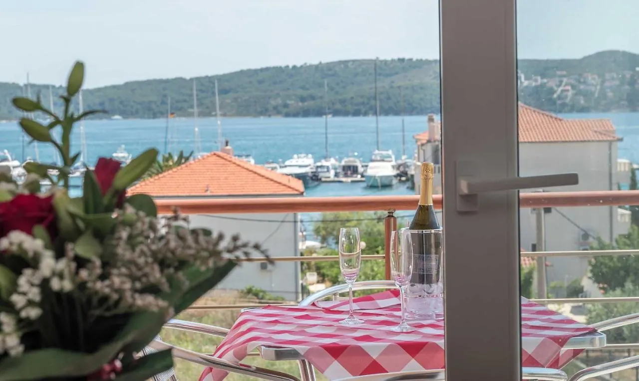 Porto Samaria Holiday Apartments Croatia